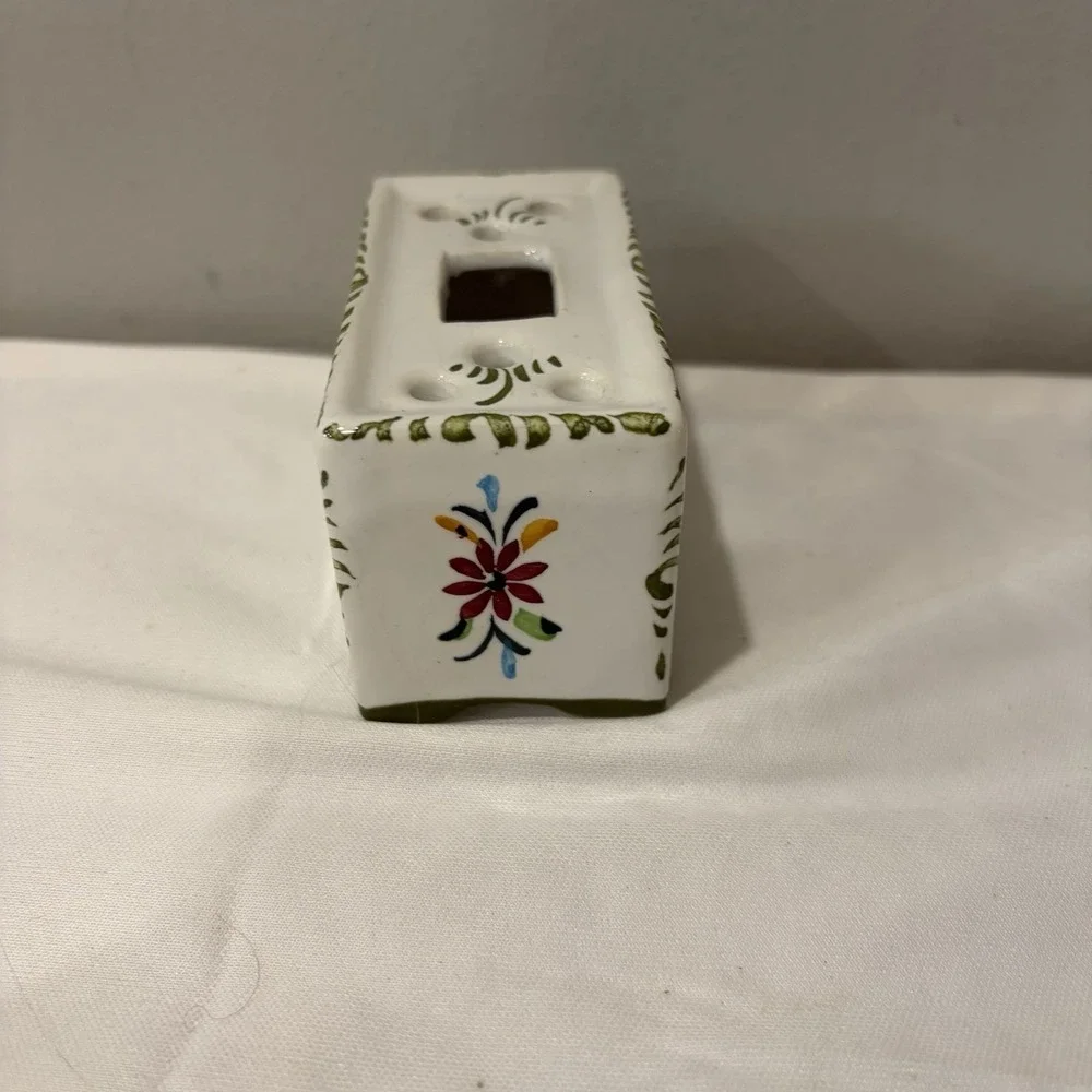 Vintage Portuguese Small Handpainted Flower Frog‎ Floral 3.25